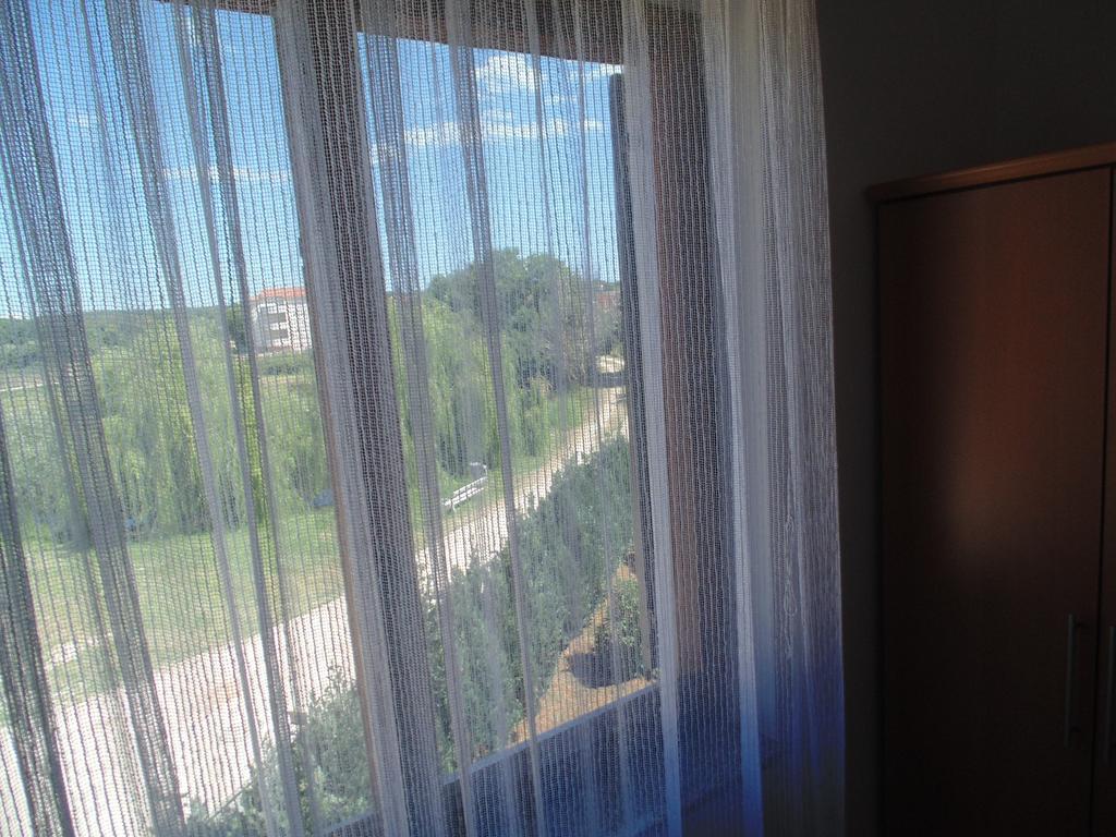 Apartments Ana Medulin Habitación foto